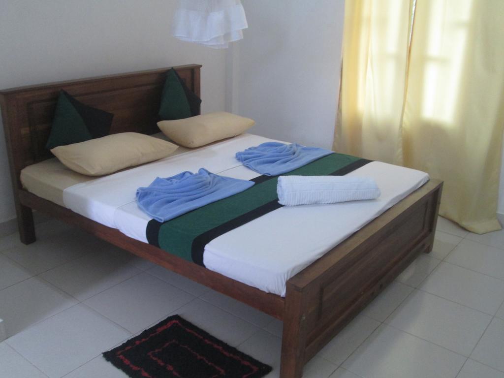 Hotel Kiyara Dambulla Buitenkant foto