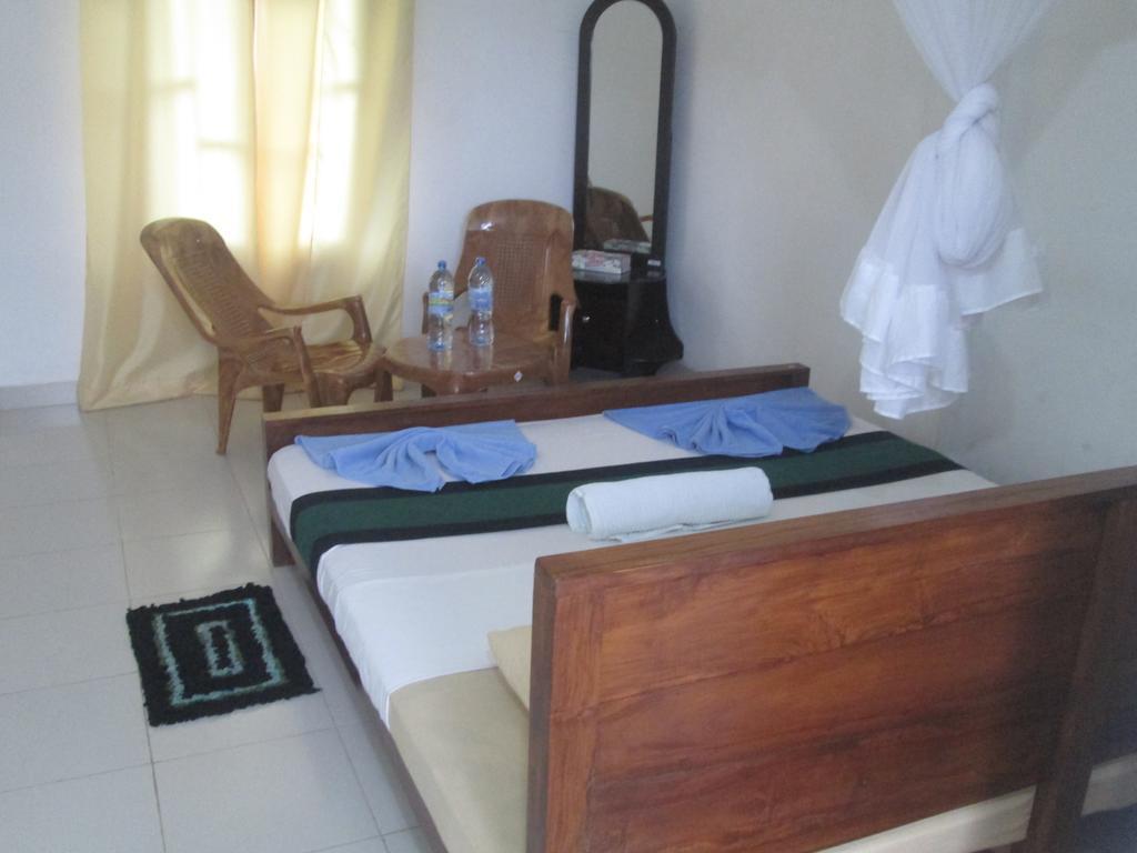 Hotel Kiyara Dambulla Buitenkant foto