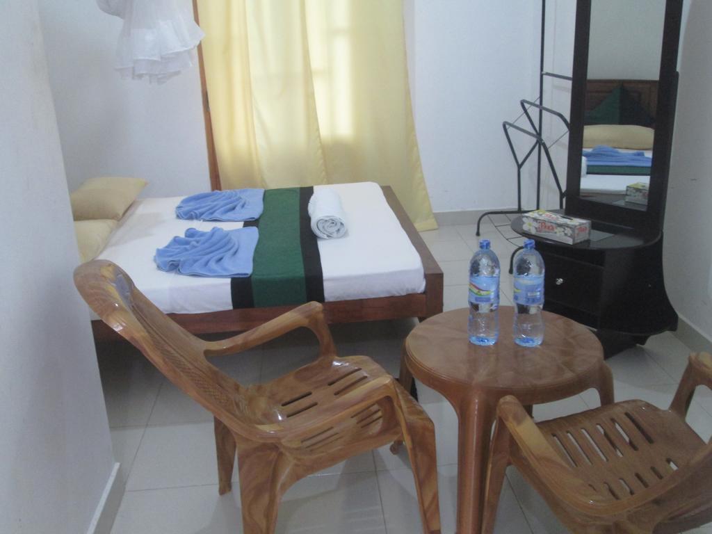 Hotel Kiyara Dambulla Buitenkant foto