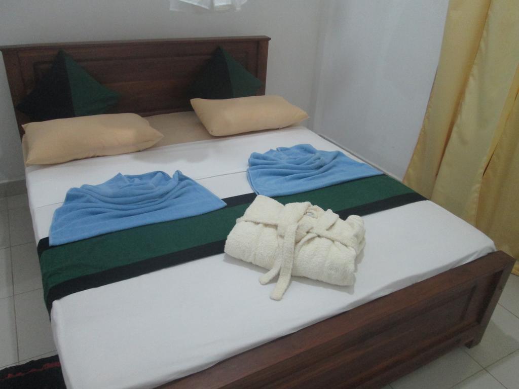 Hotel Kiyara Dambulla Buitenkant foto