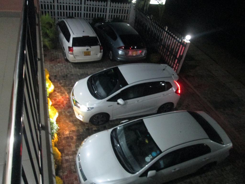 Hotel Kiyara Dambulla Buitenkant foto