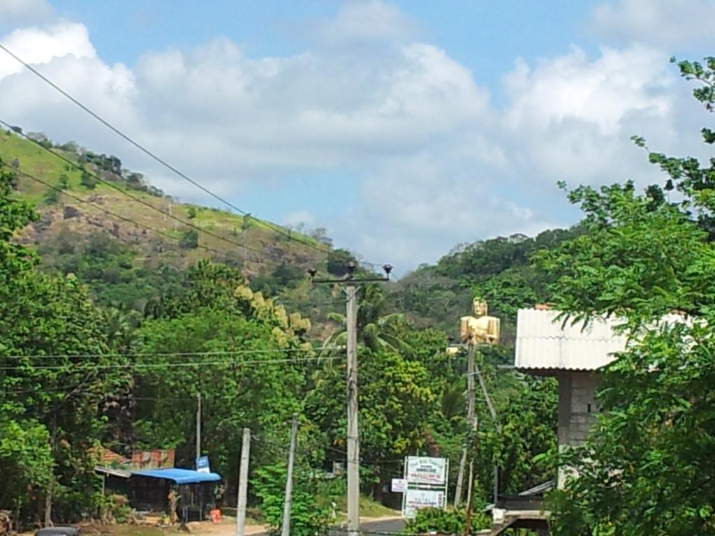 Hotel Kiyara Dambulla Buitenkant foto