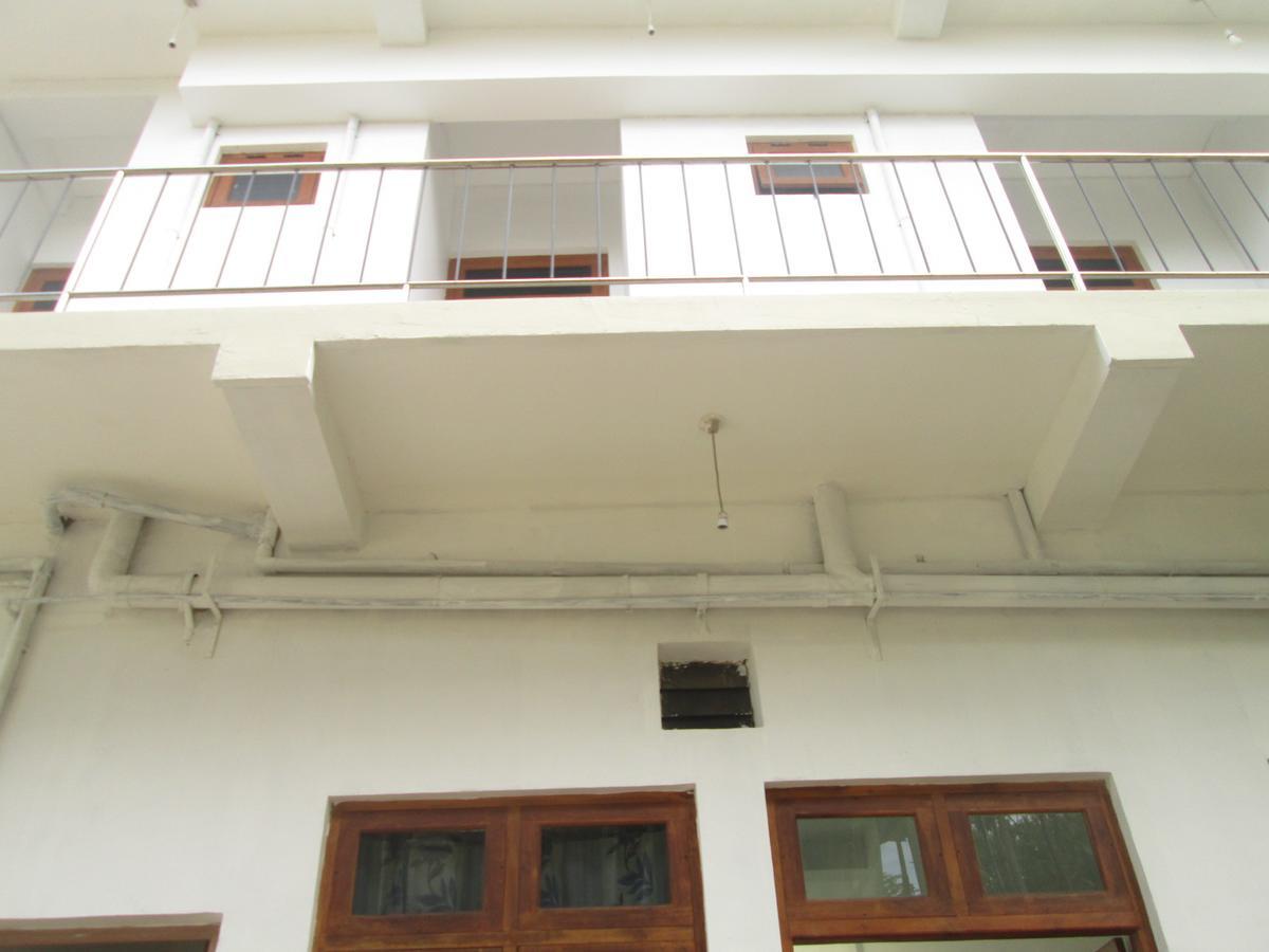 Hotel Kiyara Dambulla Buitenkant foto
