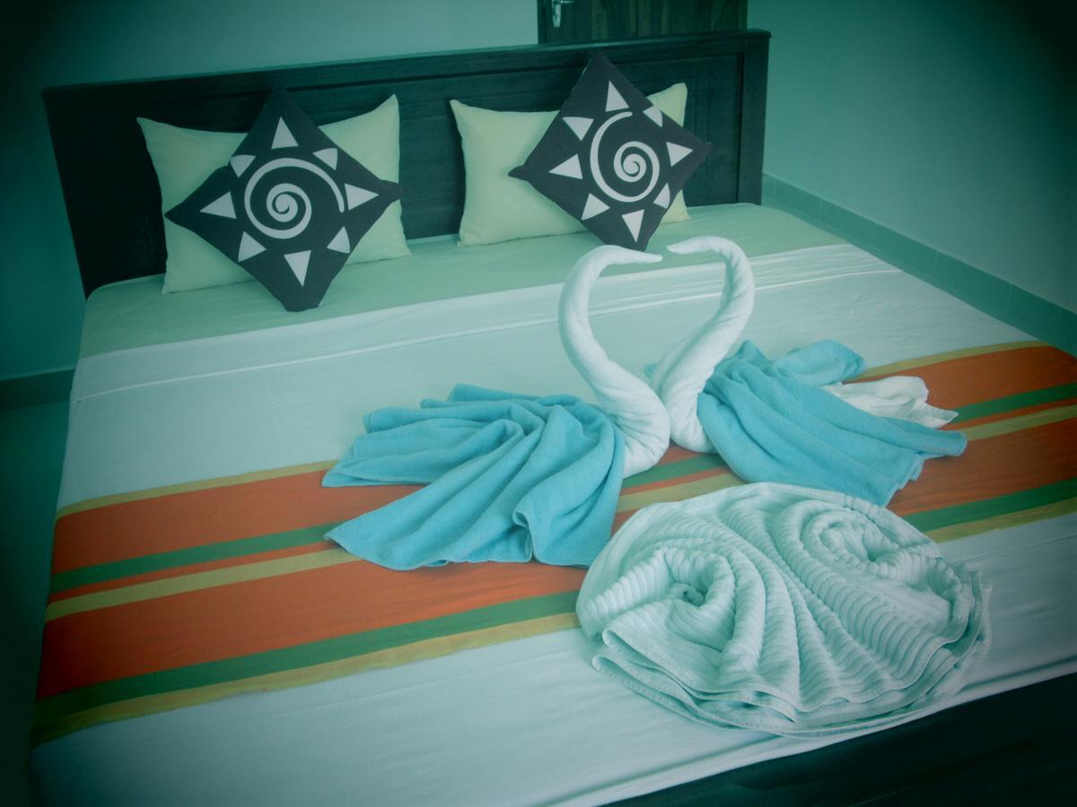 Hotel Kiyara Dambulla Buitenkant foto
