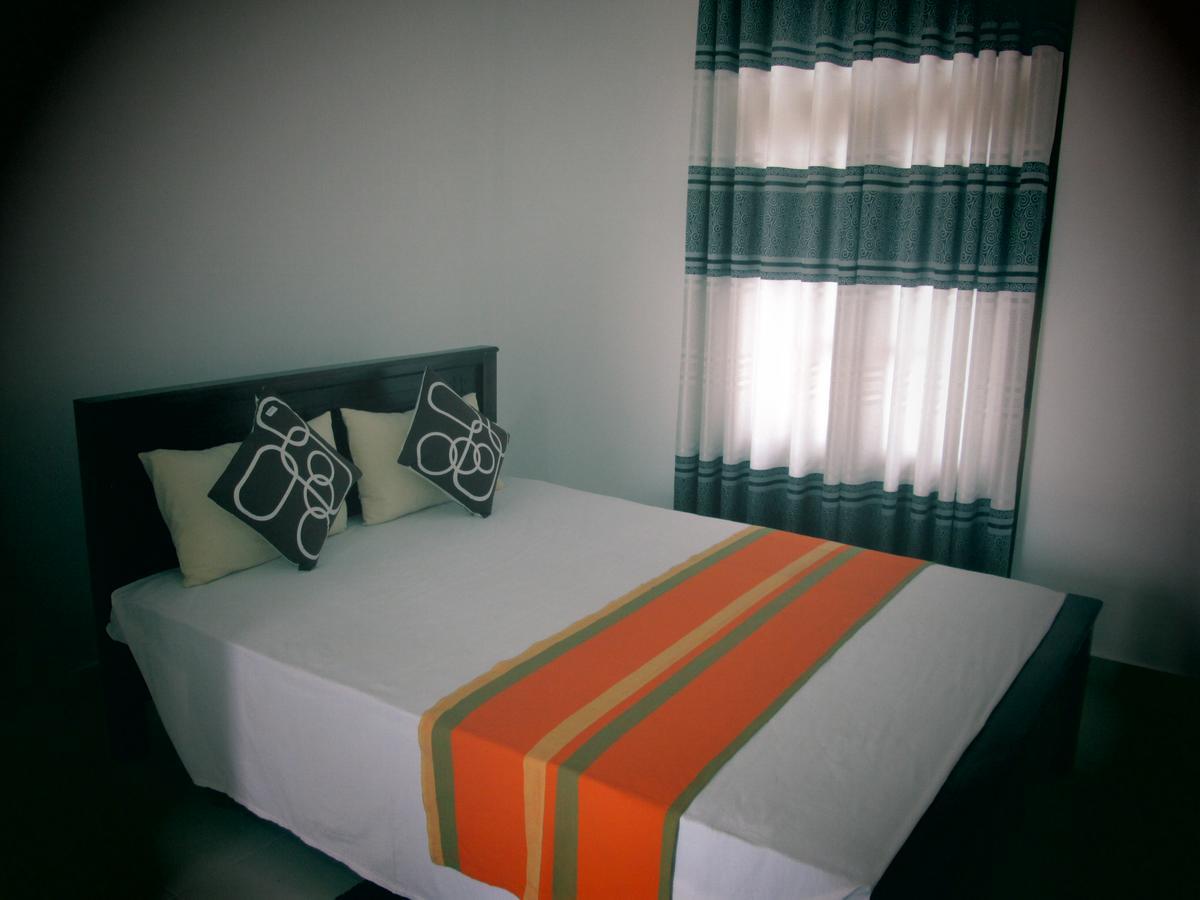 Hotel Kiyara Dambulla Buitenkant foto