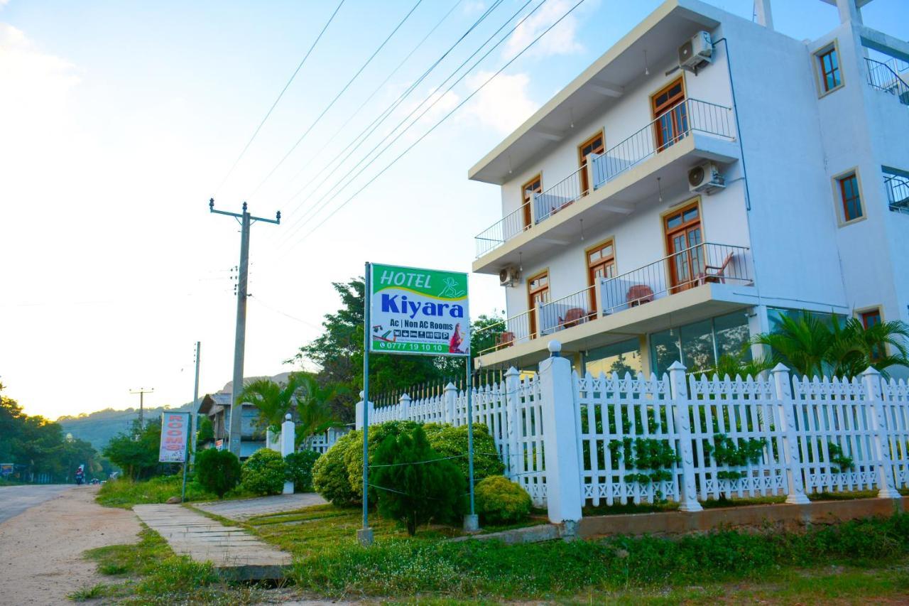 Hotel Kiyara Dambulla Buitenkant foto