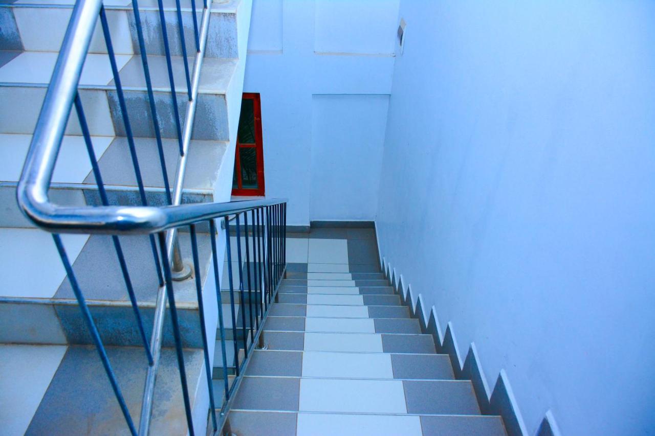 Hotel Kiyara Dambulla Buitenkant foto