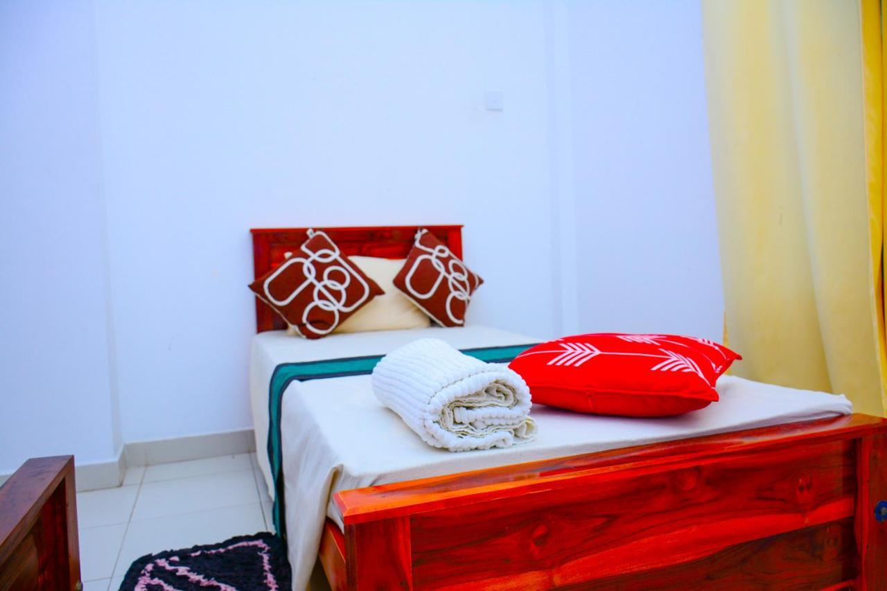 Hotel Kiyara Dambulla Buitenkant foto
