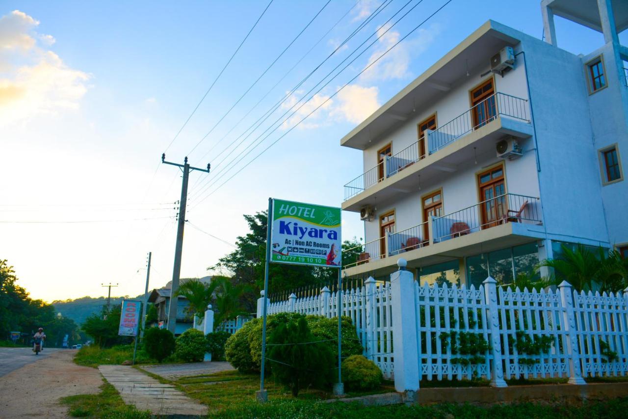 Hotel Kiyara Dambulla Buitenkant foto